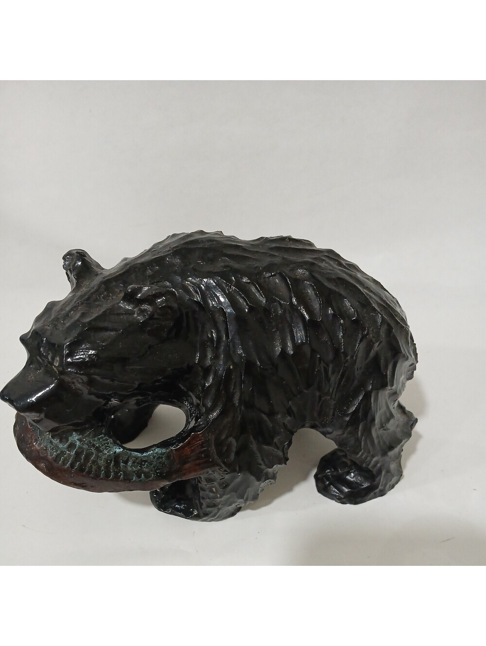 Hand Carved Bear with fish Souvenir Sculpture 7” tall Black Animal